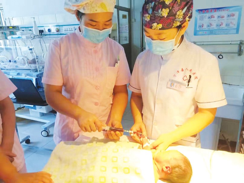 福海县妇婴监护型护送